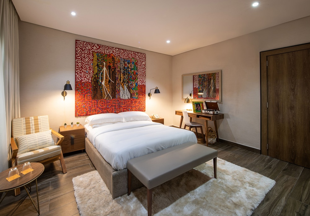 Deluxe Room, Accessible
