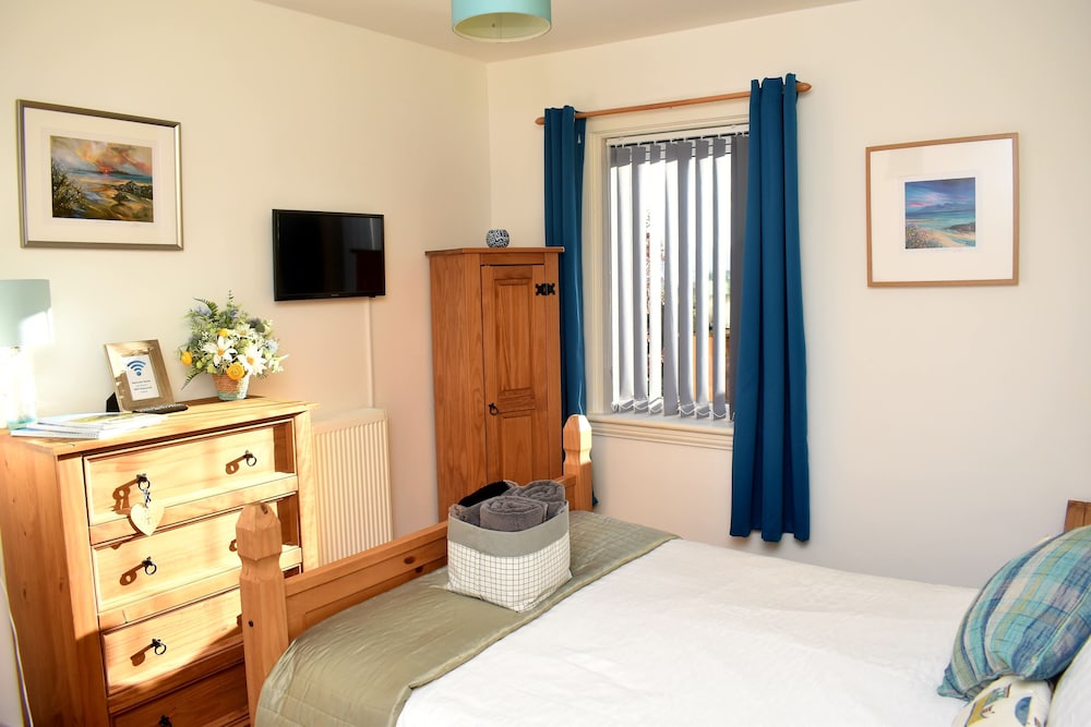 Standard Double Room, Non Smoking (Arisaig) - Photo 4