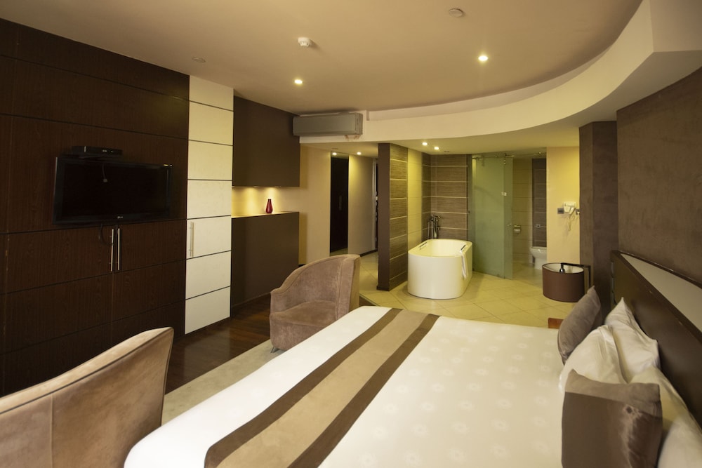 Standard Room - Photo 5