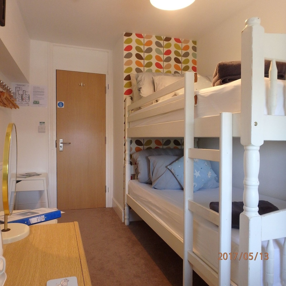 Triple Room, Shared Bathroom, Mountain View (Room Seven) photo 1
