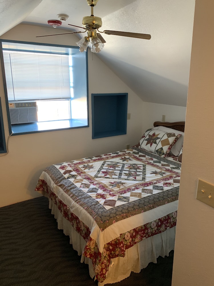 Junior Double Room, 1 Queen Bed, Non Smoking photo 1