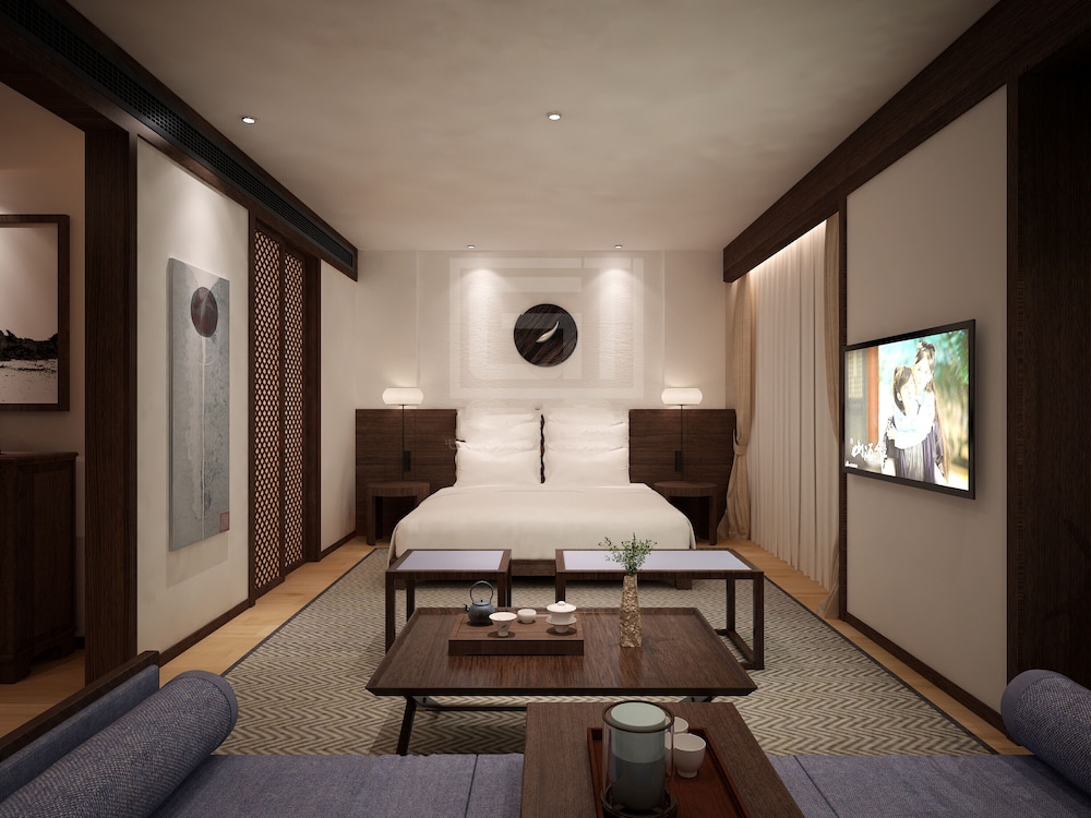 Classic Suite (Mainland China Citizens Only) photo 2