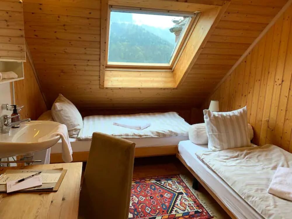 Traditional Double or Twin Room, Shared Bathroom, Mountain View