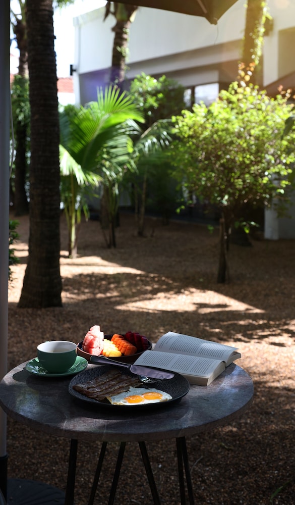 Deluxe Suite, Garden View photo 3