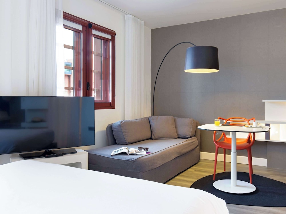 Executive Suite, 1 Double Bed with Sofa bed - Photo 5
