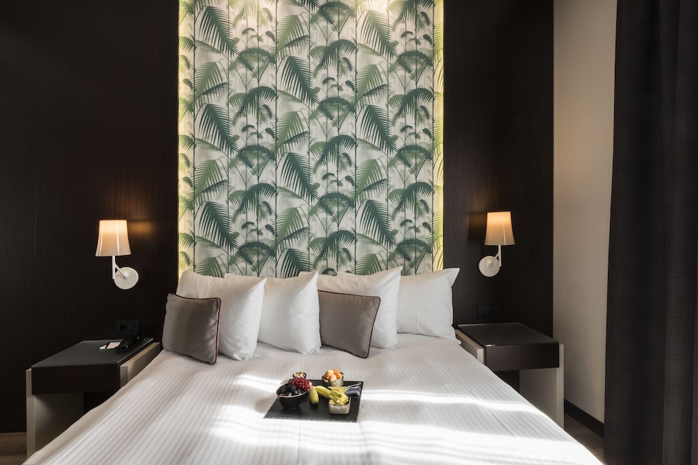 Deluxe Double or Twin Room photo 3