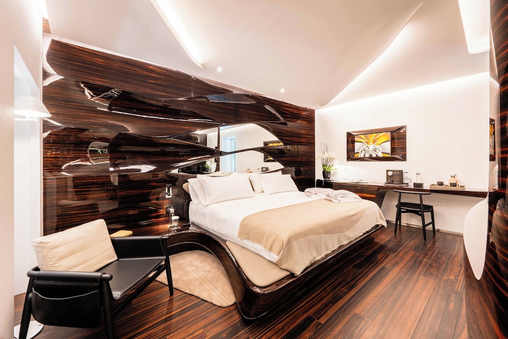 Premier Suite