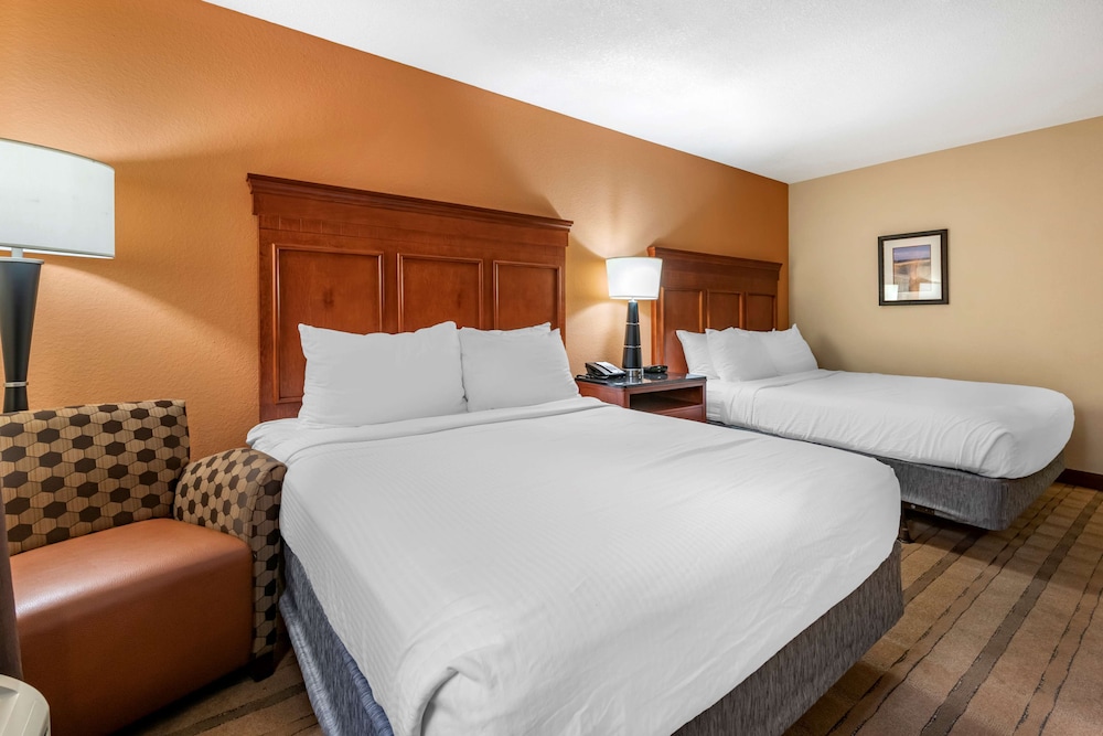 Standard Room, 2 Queen Beds, Accessible, Bathtub photo 2