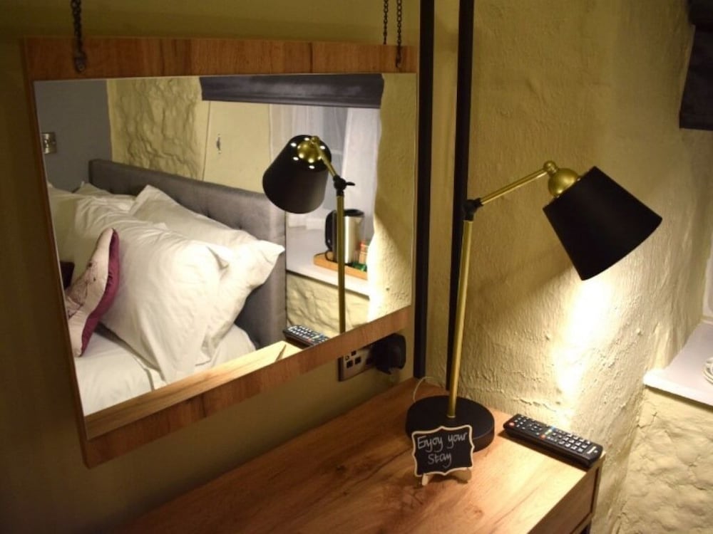 Comfort Single Room, Ensuite (The Rabbit Hutch ) photo 3
