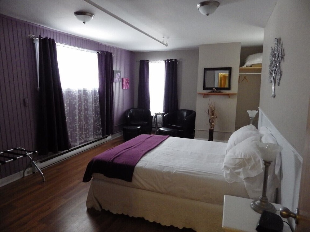 Basic Double Room