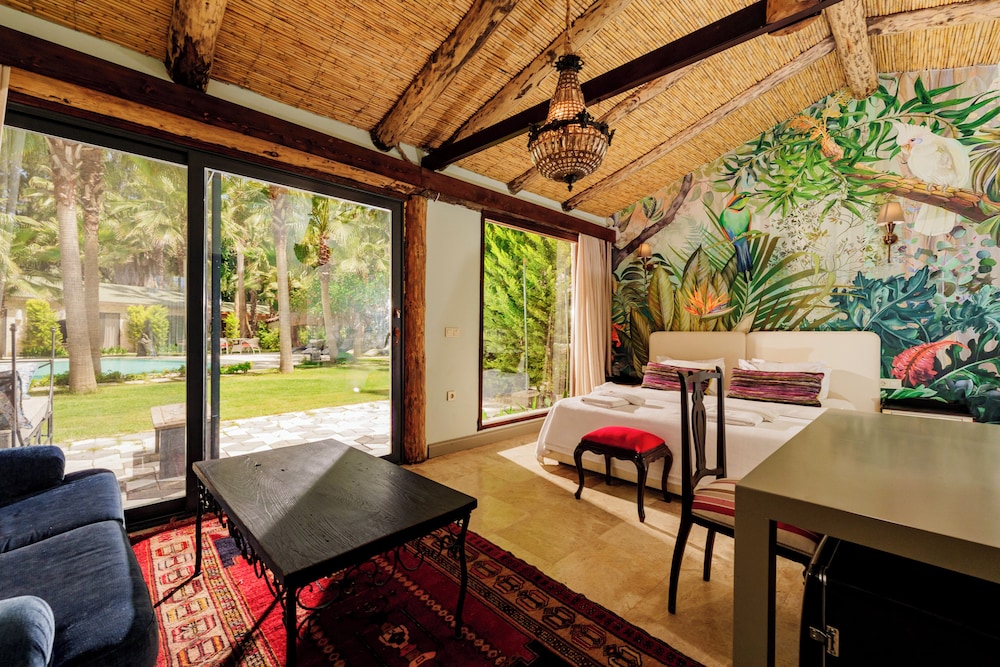 Romantic Double Room