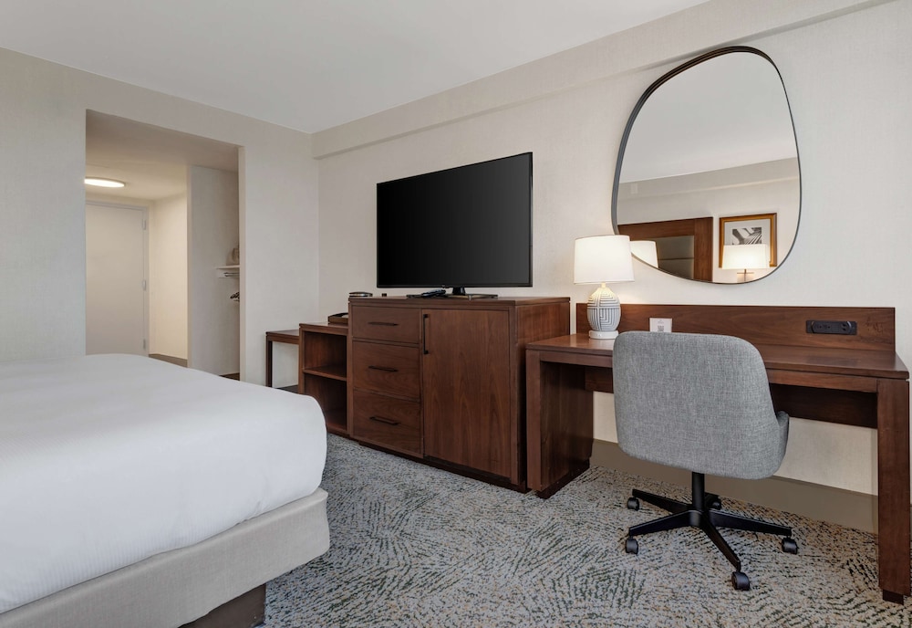 Room, Accessible photo 2