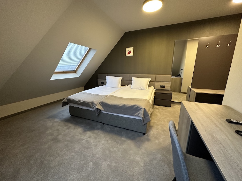 Classic Double Room, 1 Double Bed photo 3