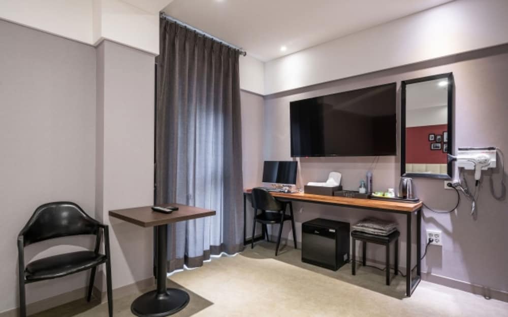 Deluxe Twin Room - Photo 4