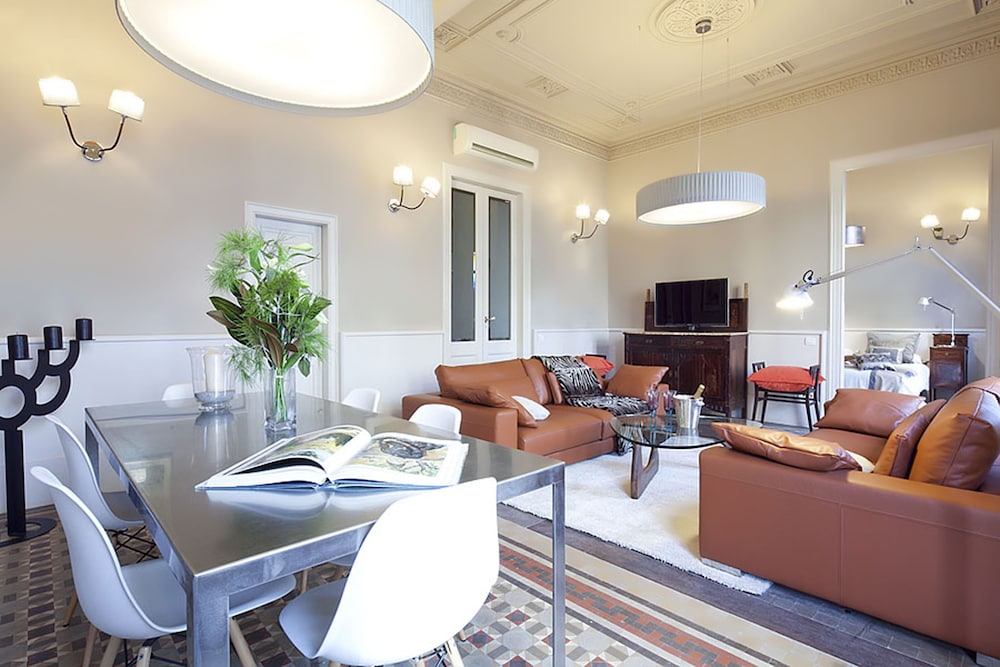 Family Apartment, 3 Bedrooms, Balcony photo 2