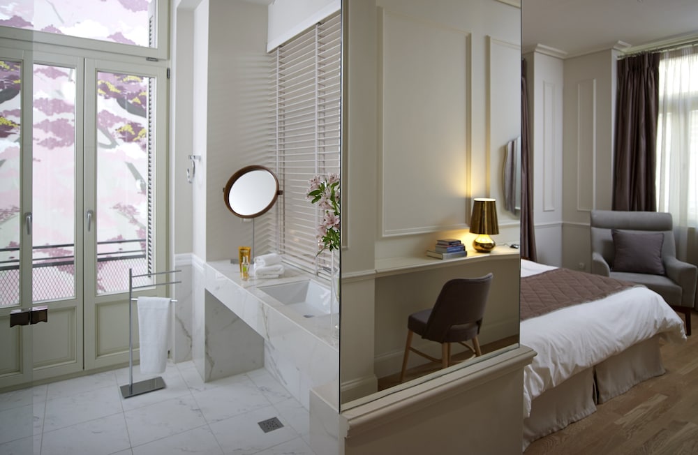 Standard Room photo 2