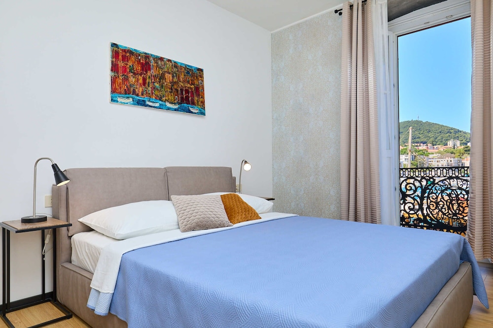 Exclusive Room, 1 Queen Bed, Sea View (0 Bedroom) photo 2