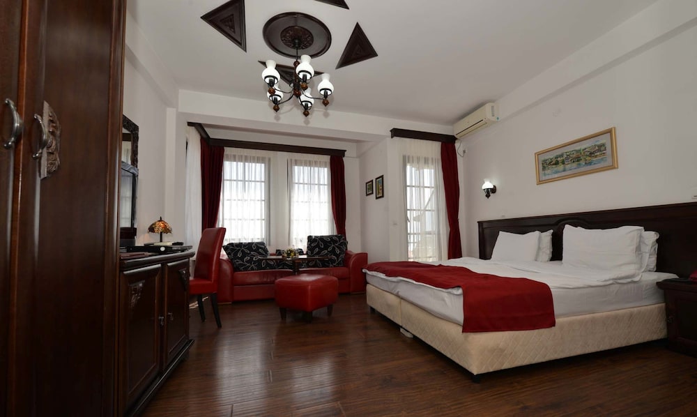 Deluxe Apartment, Lake View - Photo 1