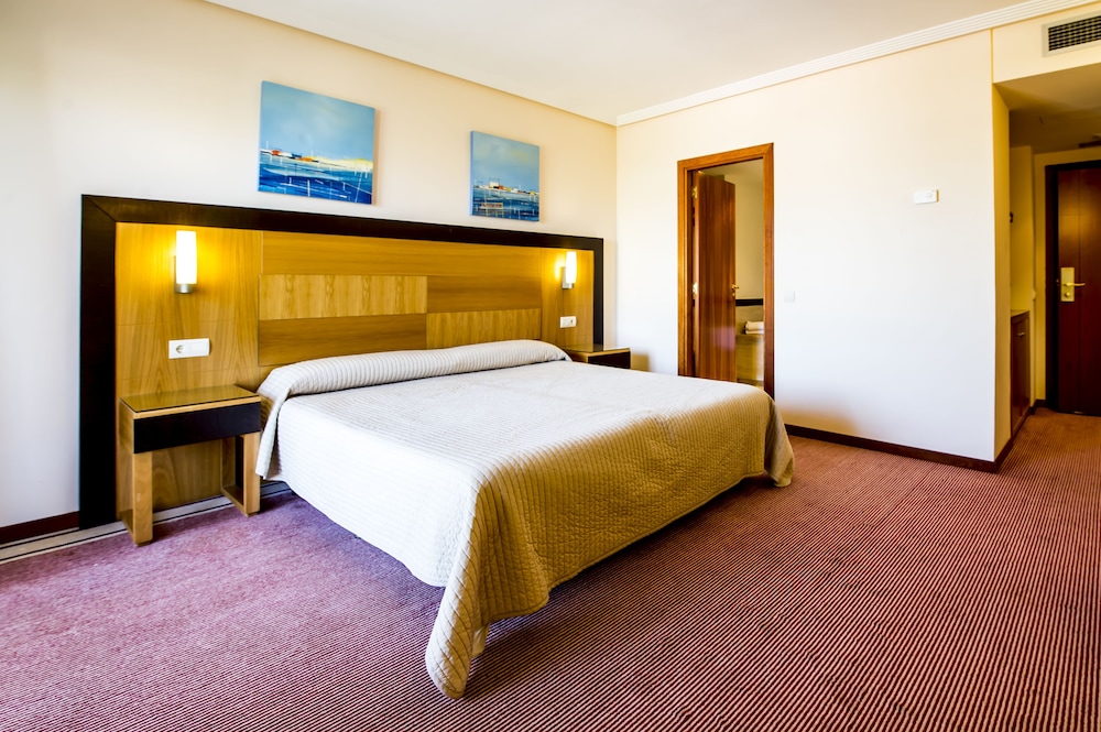 Triple Room, Terrace - Photo 4