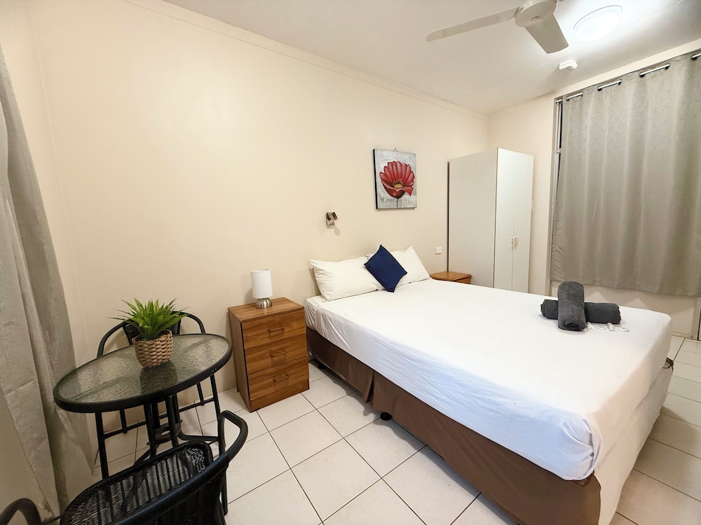 Standard Double Room, Garden View
