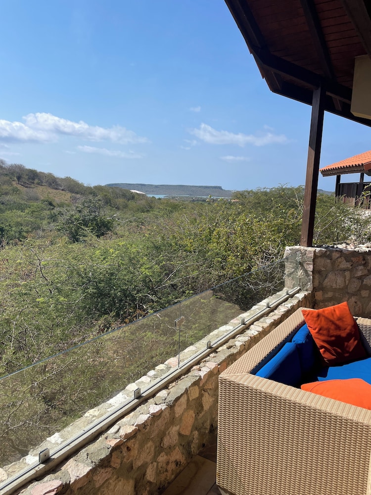 Panoramic Bungalow, 1 King Bed with Sofa bed, Lake View