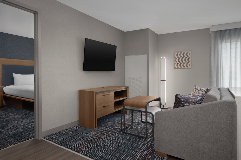 Suite, 1 Bedroom (Kitchen) photo 1