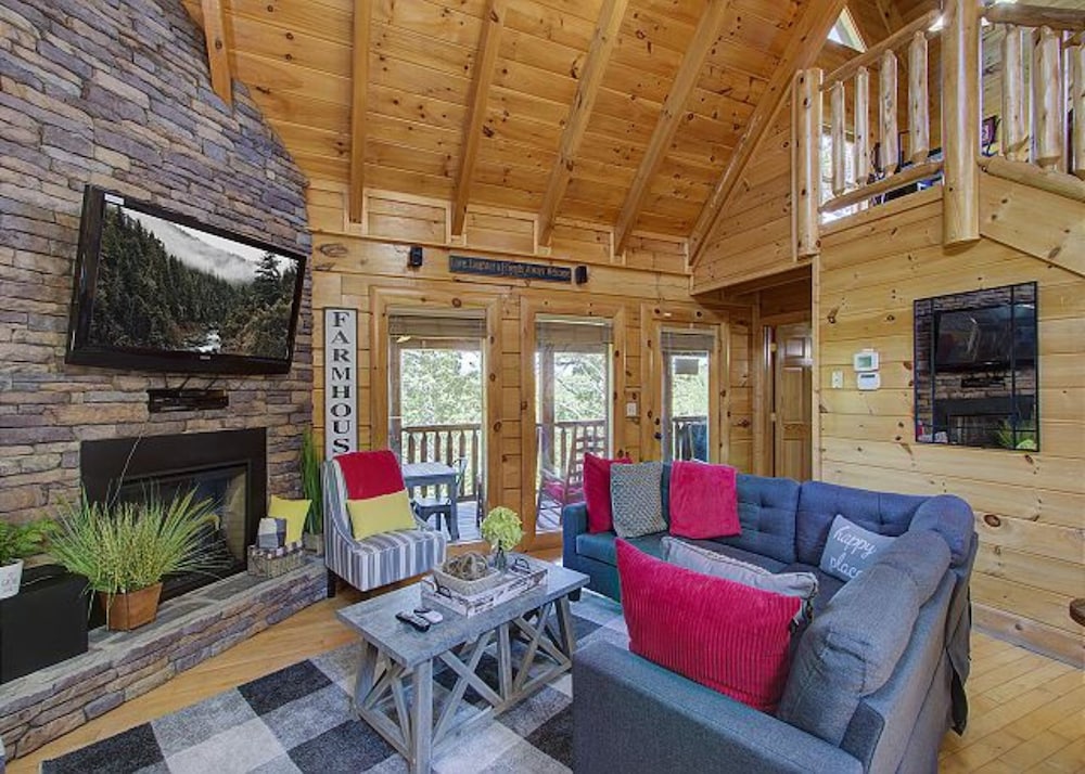 House, Multiple Beds (Incredible Vibes & Views  #204)