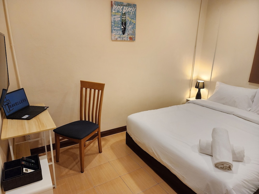 Basic Triple Room, Multiple Beds, Shared Bathroom, Ground Floor photo 2
