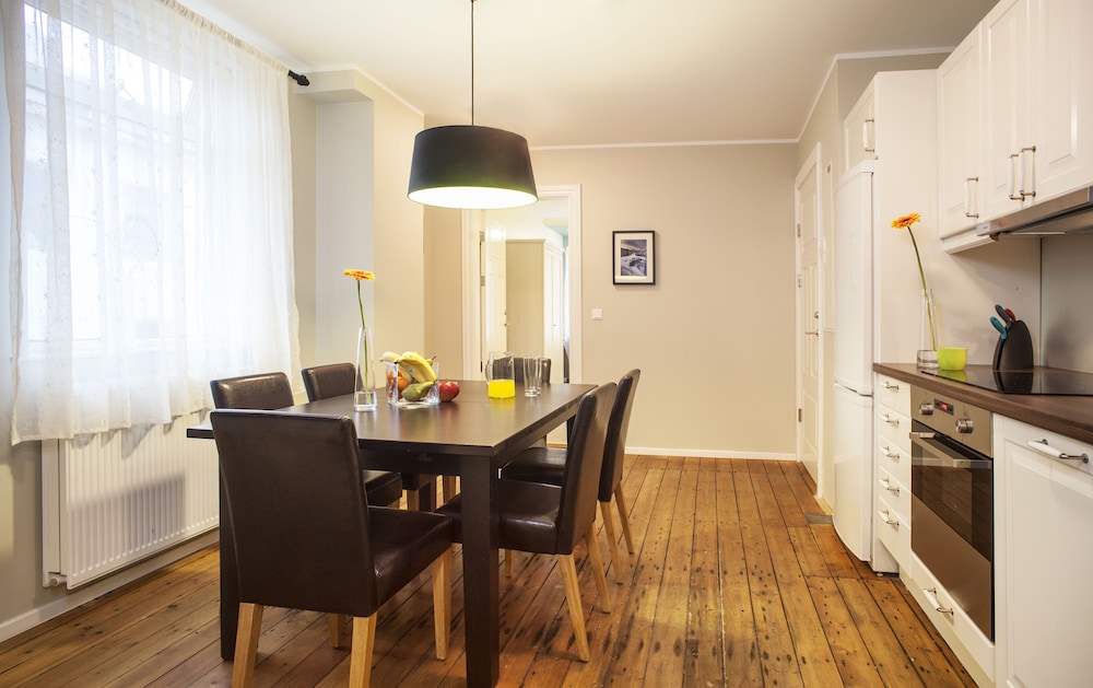 Apartment, 3 Bedrooms - City View