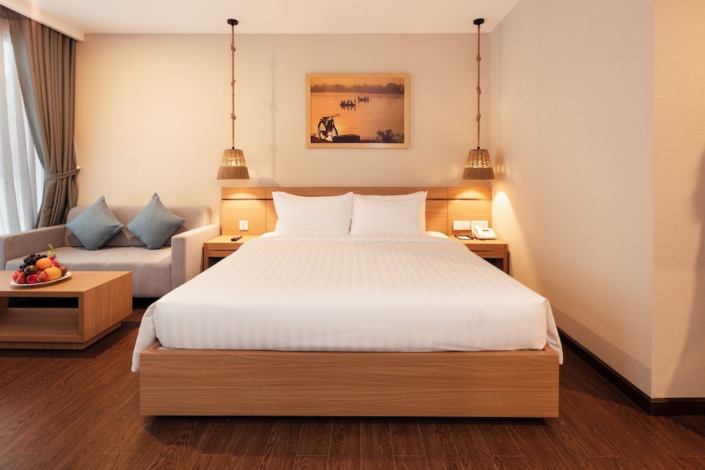 Deluxe Room, Balcony, Sea View - Photo 6
