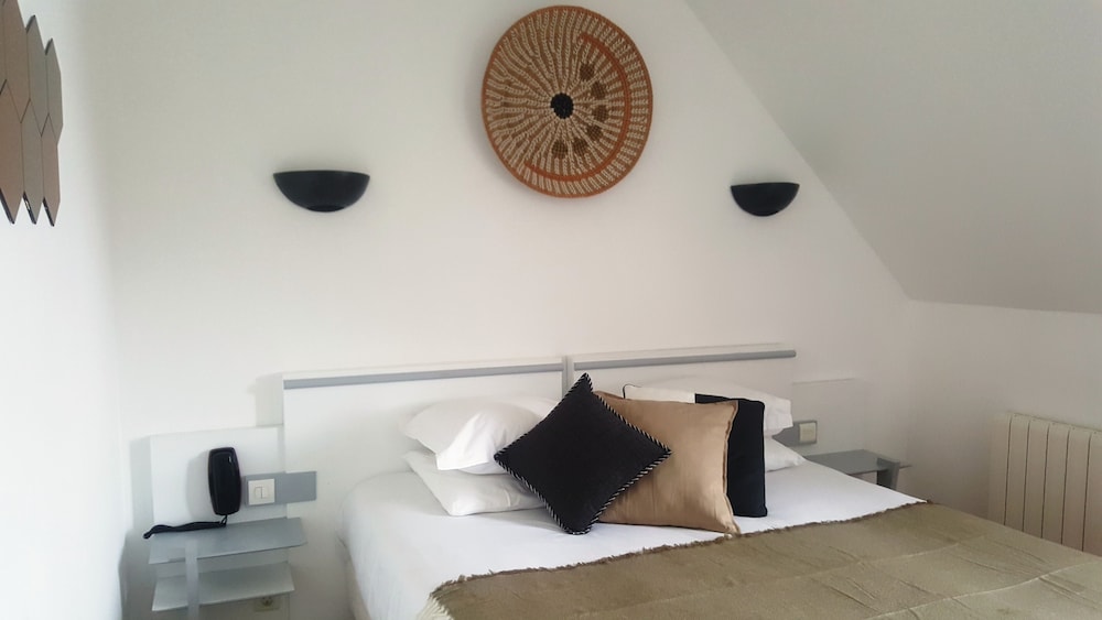 Superior Double or Twin Room, City View photo 3