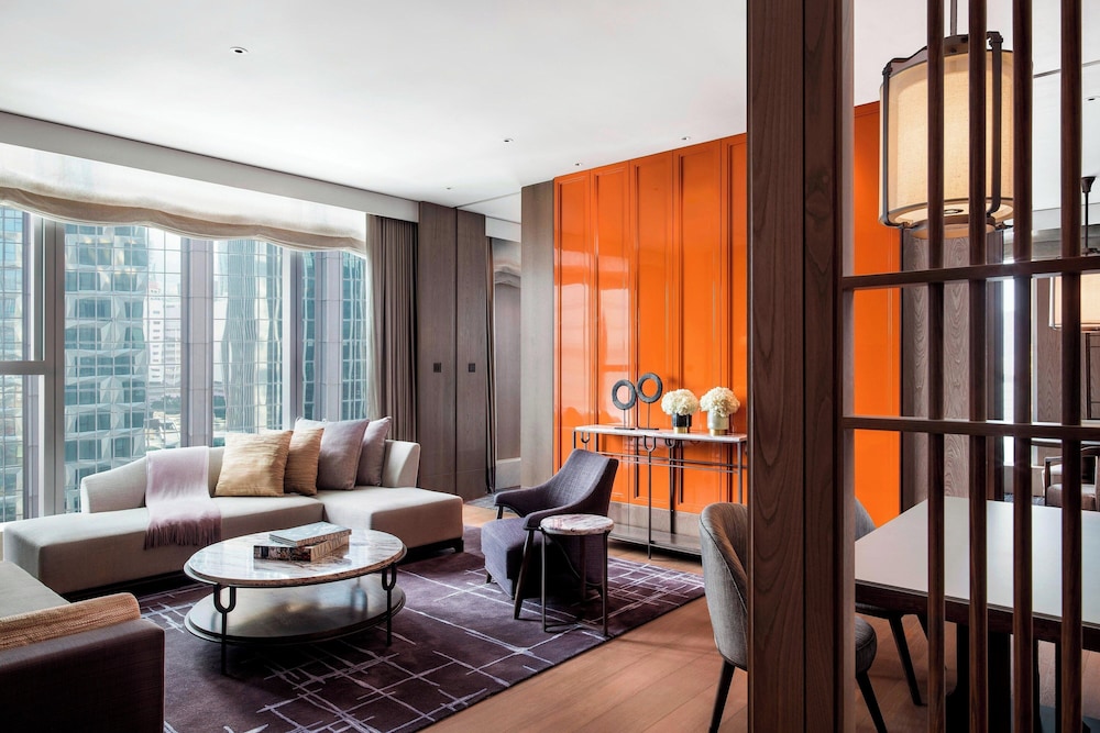 Suite, 1 Bedroom, City View