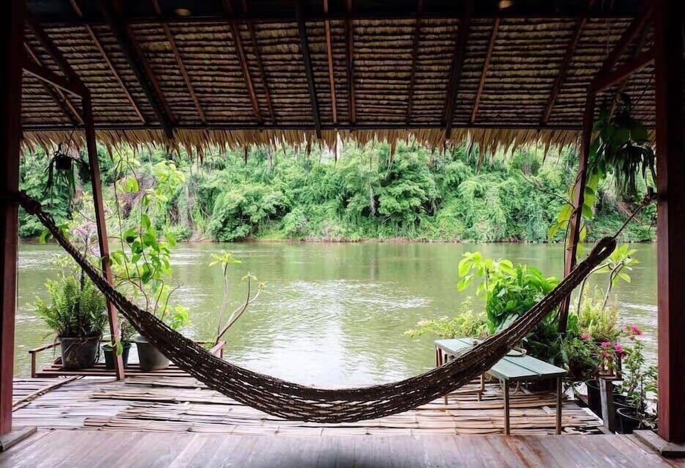 Raft Room - Photo 3
