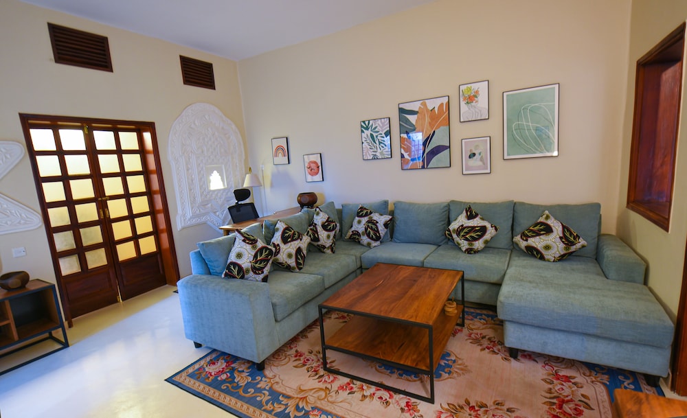 Executive Suite photo 3