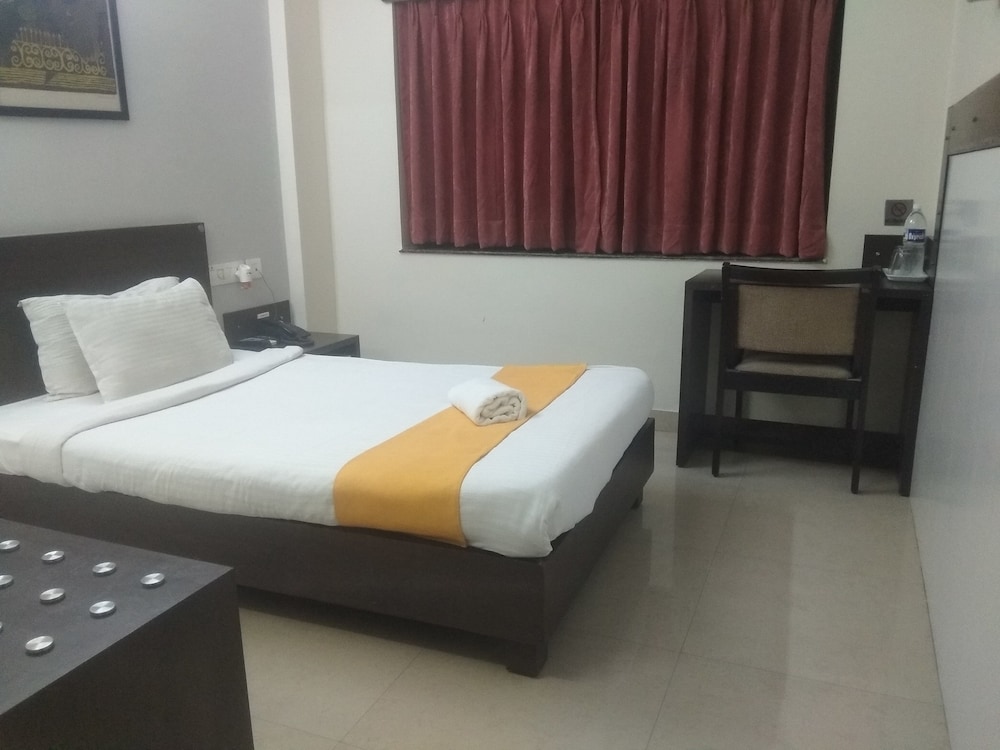 Deluxe Double Or Twin Room, Garden View