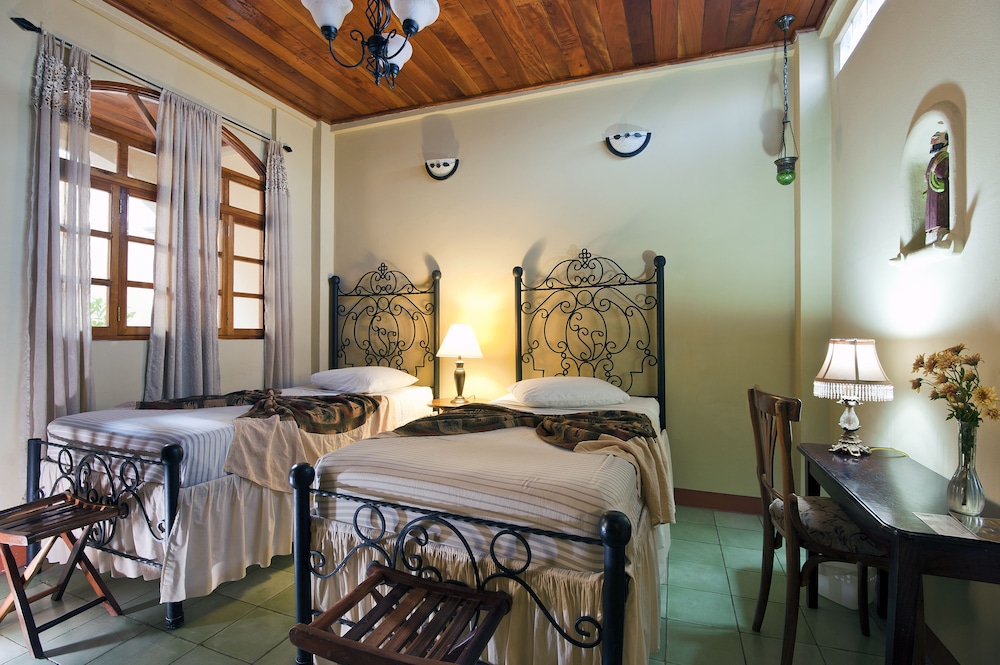 Twin Room, 2 Twin Beds photo 1
