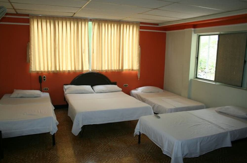 Economy Double Room Single Use, 1 Bedroom, Non Smoking photo 3