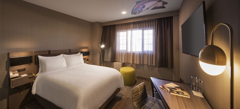 Room, 1 Queen Bed - Photo 2