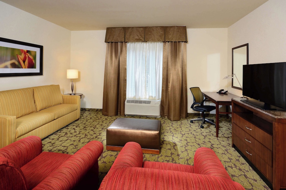 Suite, 2 Queen Beds, Accessible (Tub) photo 1