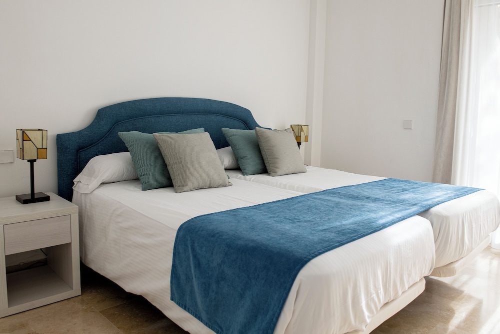 Deluxe Suite, 2 Bedrooms, Sea View