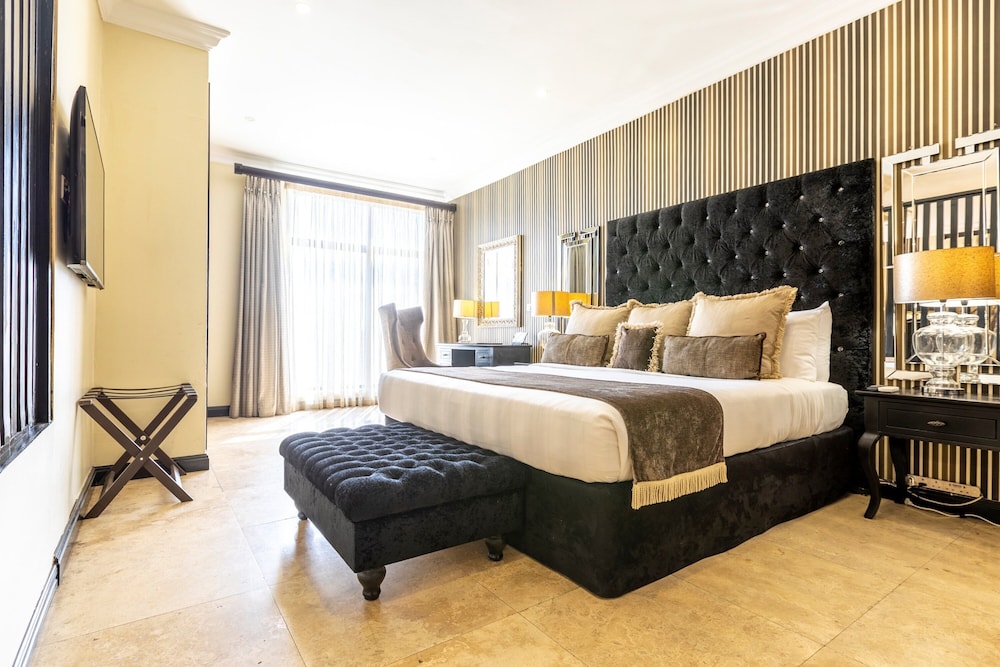 Superior Suite photo 2