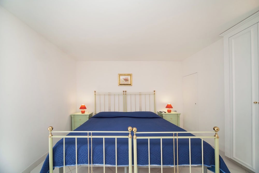 Deluxe Double Room, Courtyard View