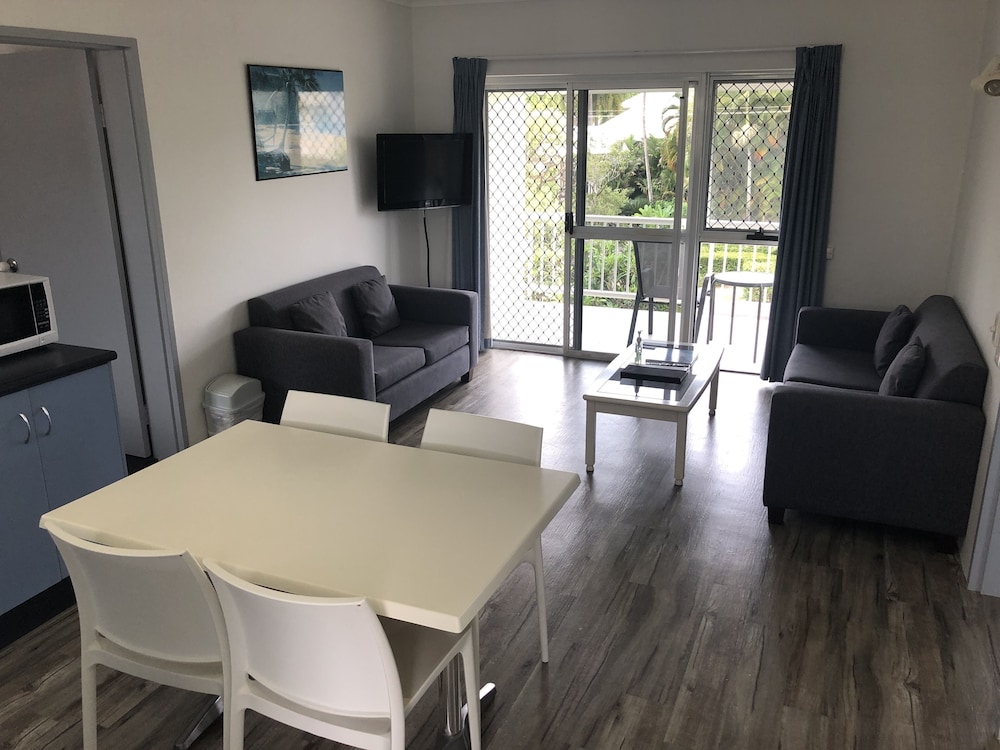 Premium Apartment, 2 Bedrooms, Garden View photo 3