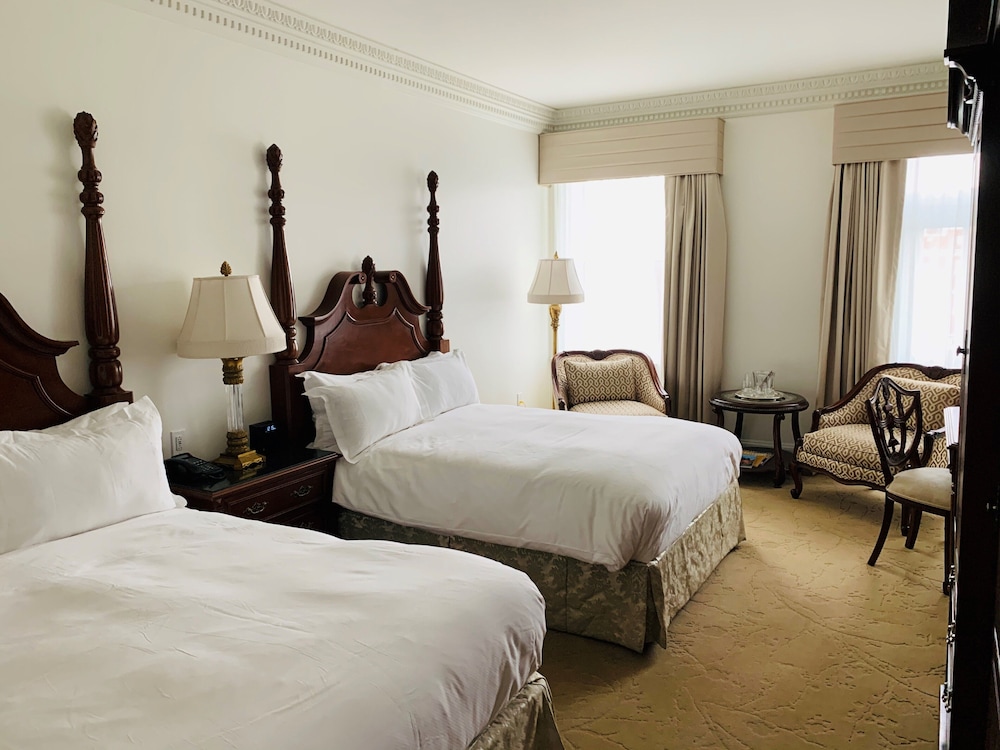 Room, 2 Queen Beds (Concierge Level)