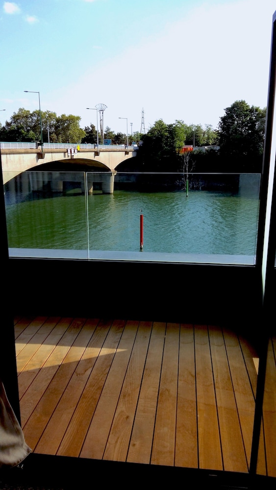 Business Double Room, Ensuite, River View (Balcon), photo 6