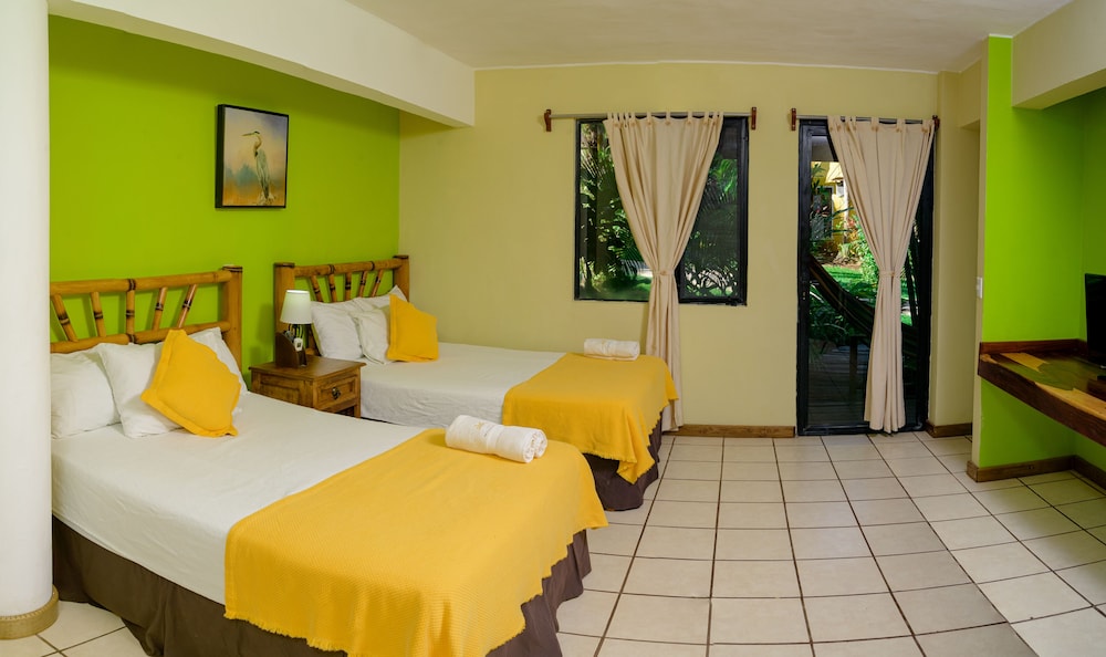 Executive Room, 2 Double Beds, Garden View photo 1