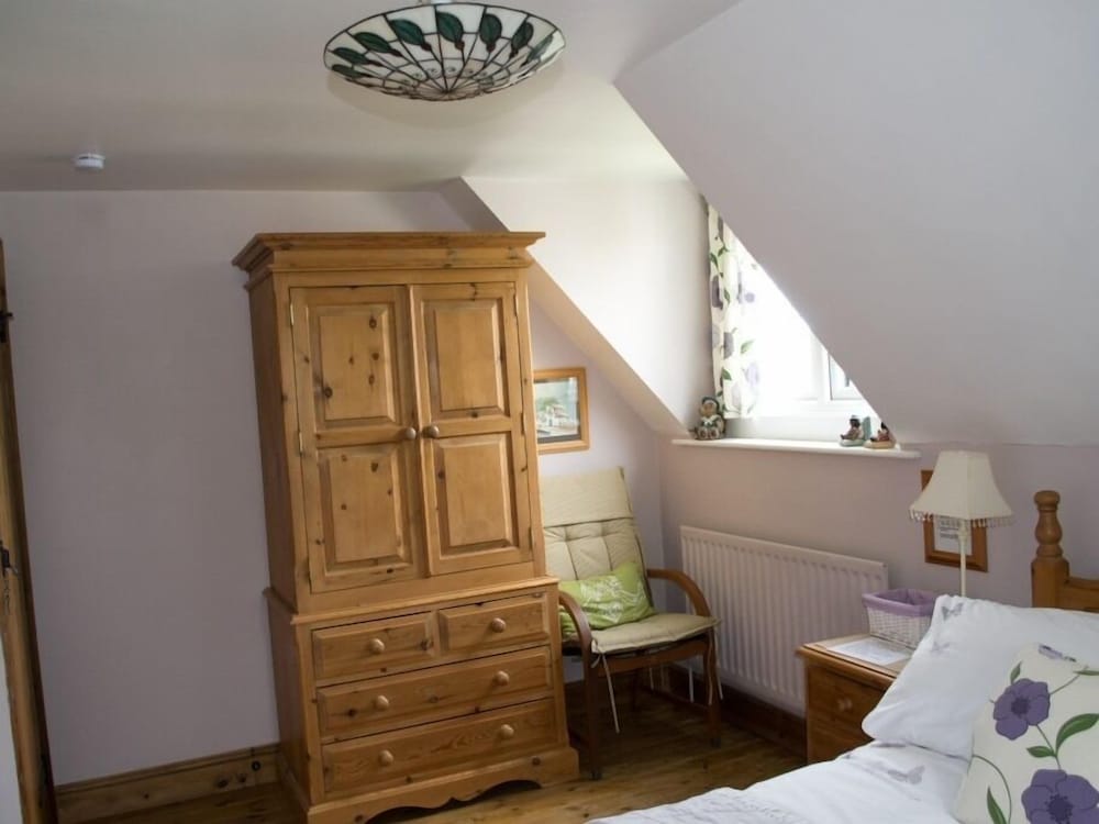 Standard Double Room, Shared Bathroom photo 2