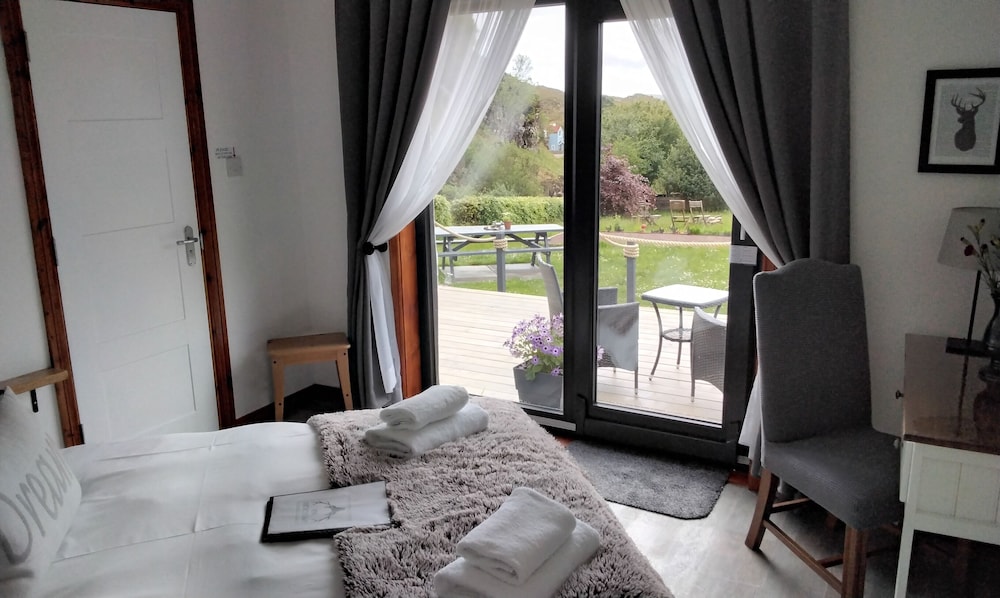 Double Room (Room 1 No pets) photo 3