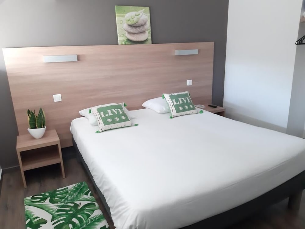 Comfort Double Room - Photo 13
