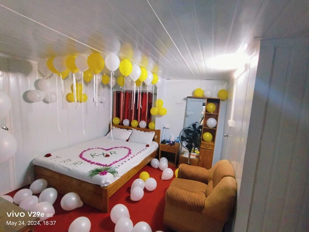 Deluxe Double Room, River View
